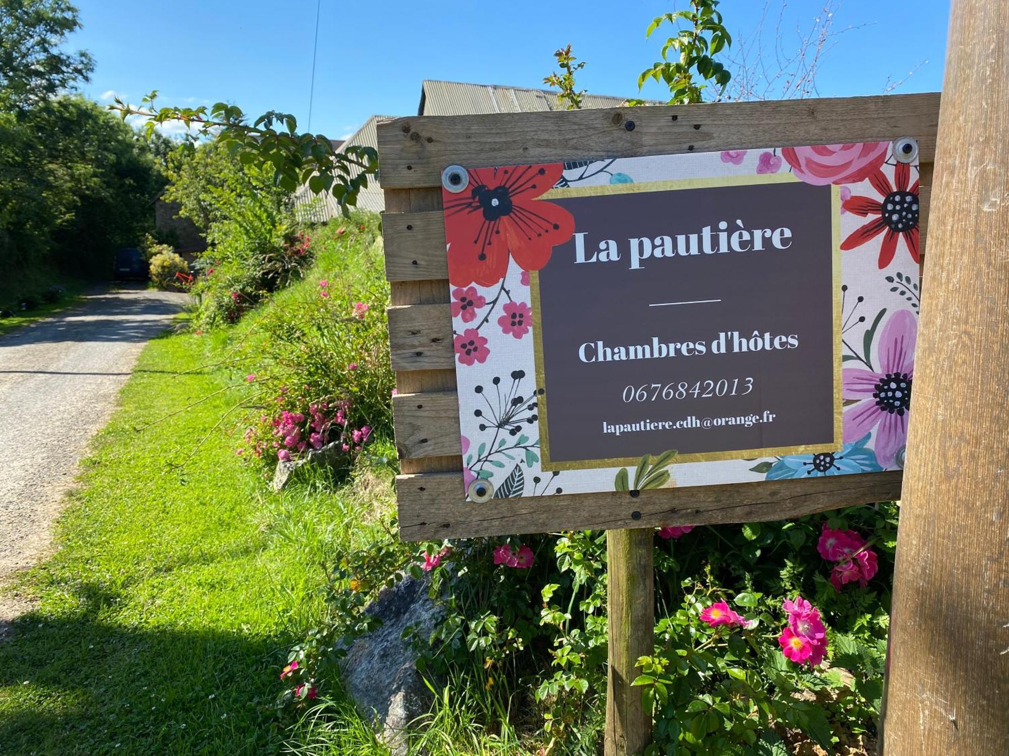 Bed and Breakfast La Pautiere Saint-Sauveur-Lendelin Esterno foto
